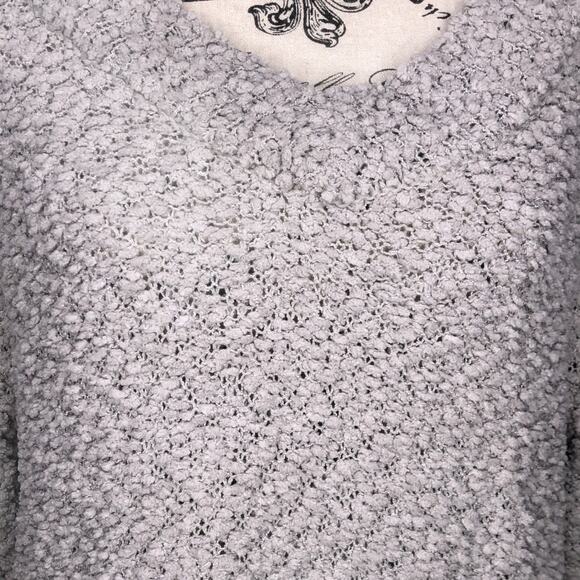 Zenana Premium (M) Cozy Comfy Textured Popcorn Knit Light Weight V-Neck Sweater - Picture 7 of 12